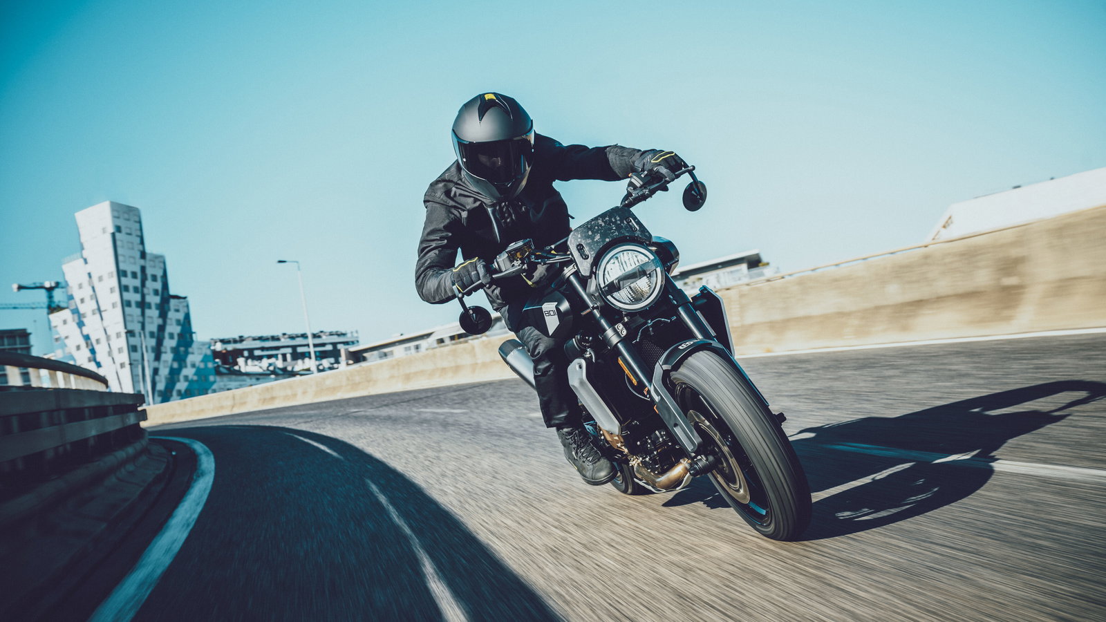 Husqvarna Svartpilen 801